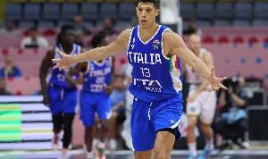 kaiyun-率队苦苦支撑！丰泰基奥上半场7中4得13分1板1助2断 三分6中3