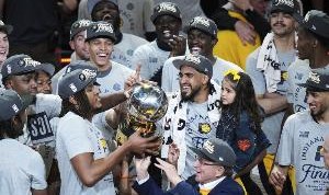 库兹马：很多人没注意到步行者 他们证明了每队需要有8个杀手