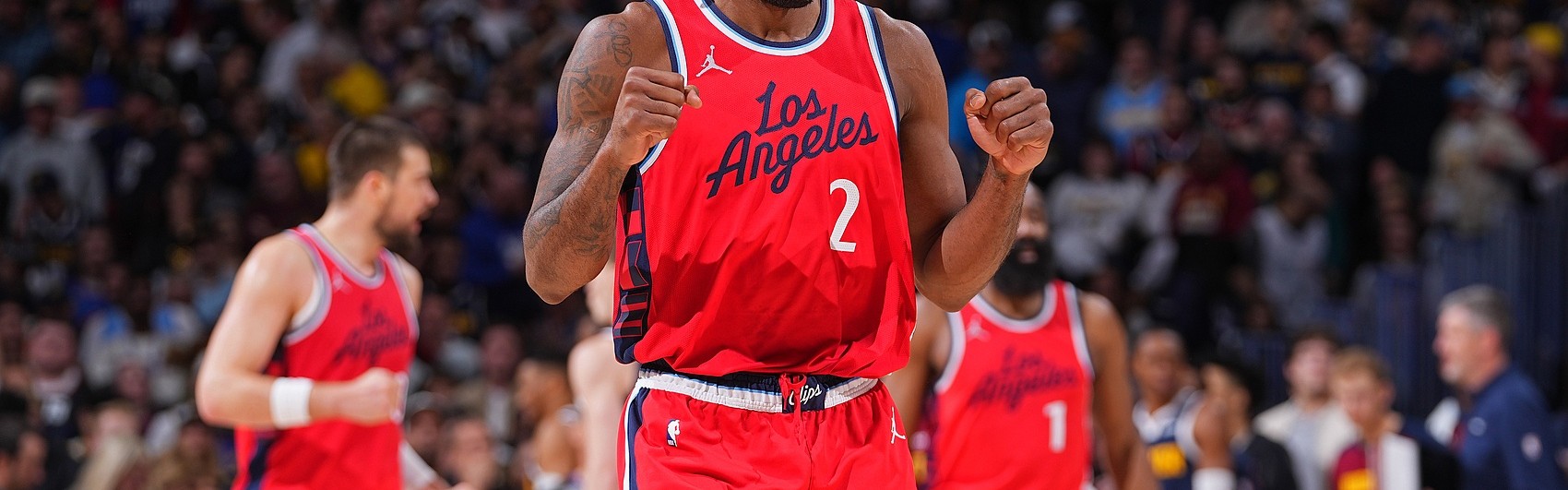 kaiyun-哈登祖巴茨离队！船记：快船不摆烂！仍将全力冲击季后赛席位