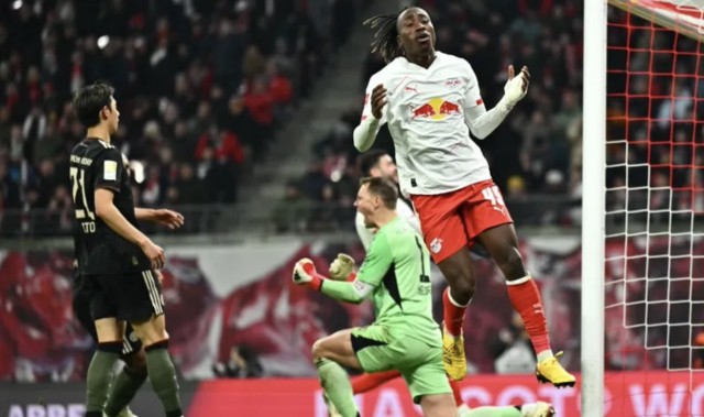 开云体育-德甲犟驴！莱比锡被揍0-6仍与拜仁打对轰：这次1-5崩盘 渣叔傻眼